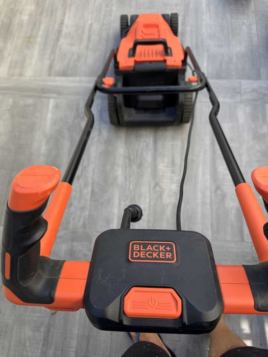 Cortador de relva elétrico Black+Decker 1600W 38cm