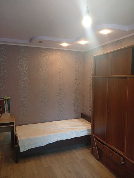Продаж 1 кімнатної квартири в селище Травневе.