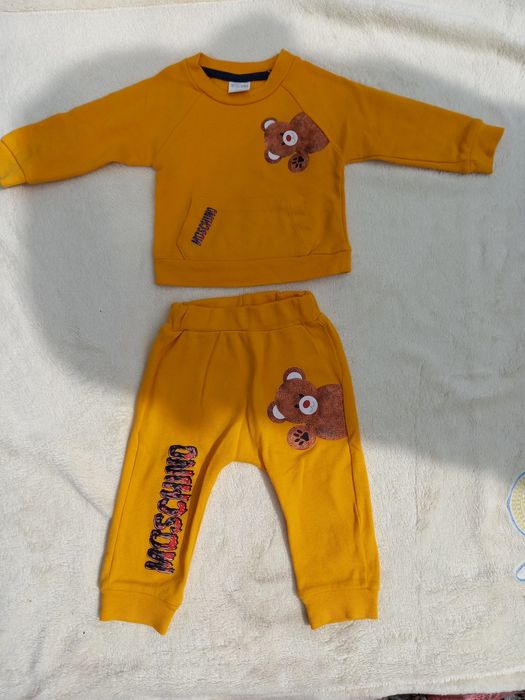 Костюм унісекс на 9 місяців