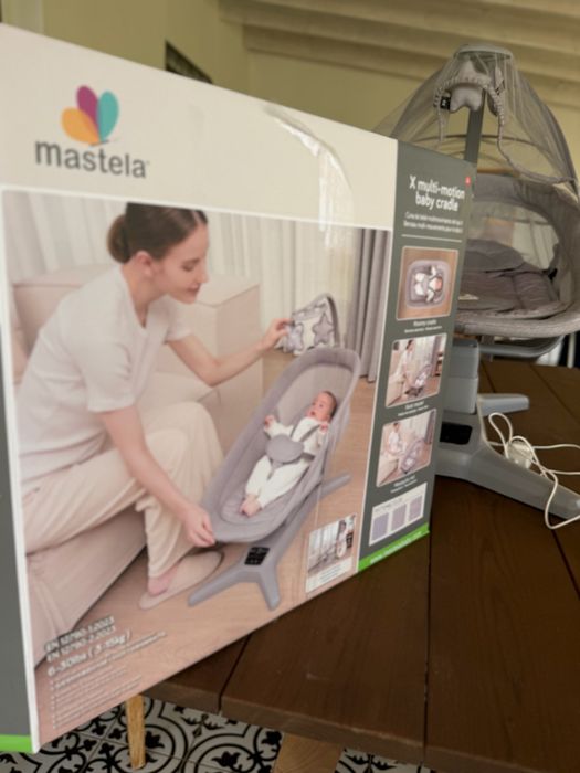 Заколисуючий центр Mastela 2 в 1.