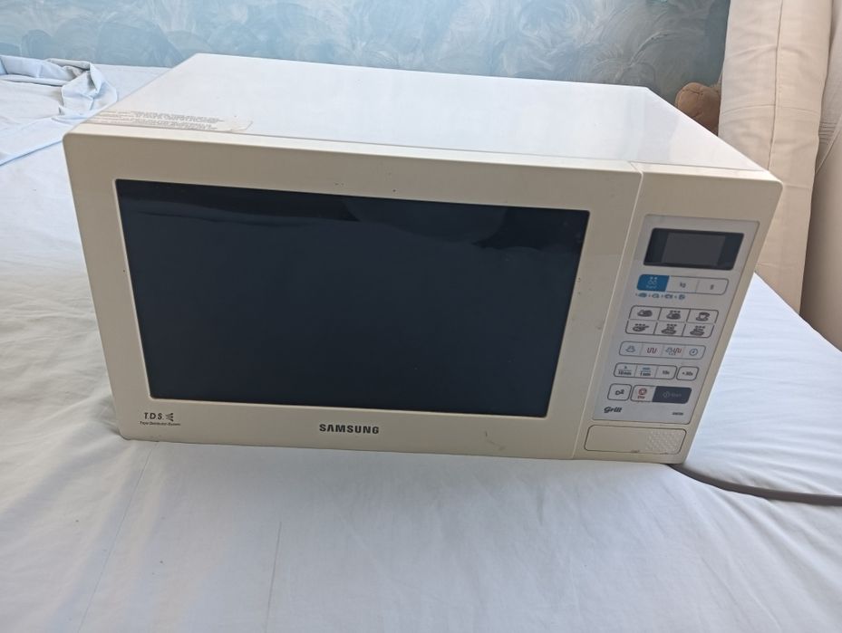 Vendo microondas Samsung.