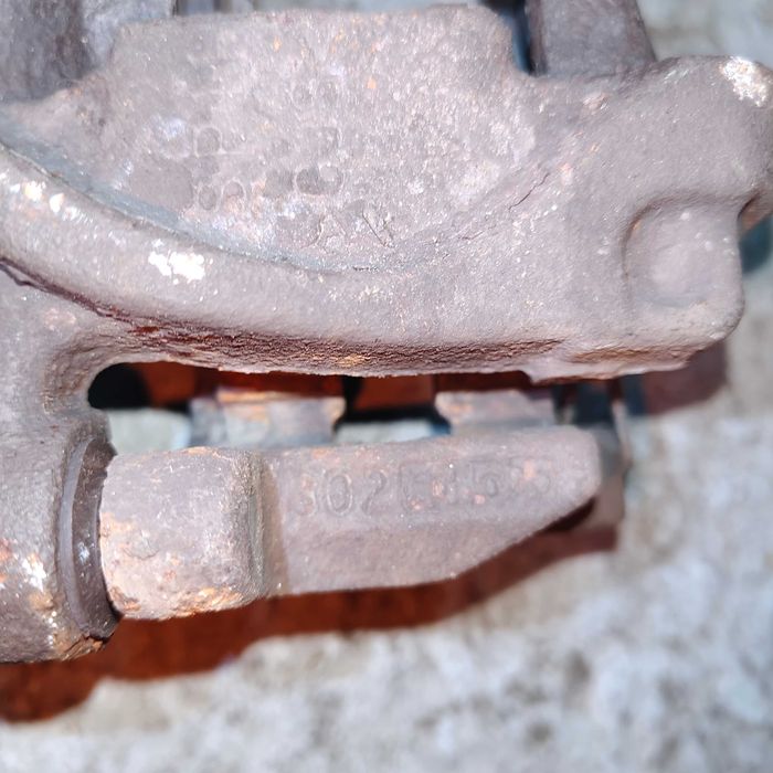 Zacisk hamulcowy elektryczny prawy, lewy tył Ford Mondeo MK5, Kuga