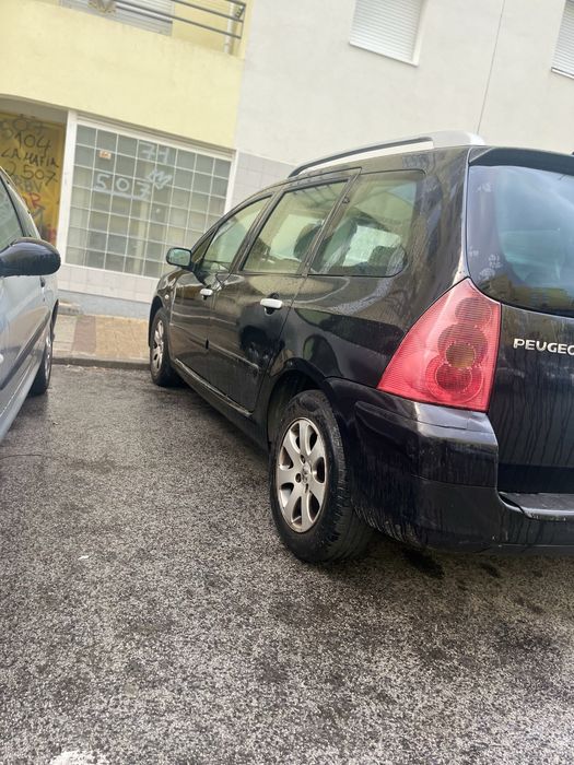 Vendo  Peugeot 307 1.6 gasolina 7 lugares