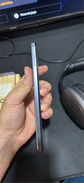 Moto G15 e fone