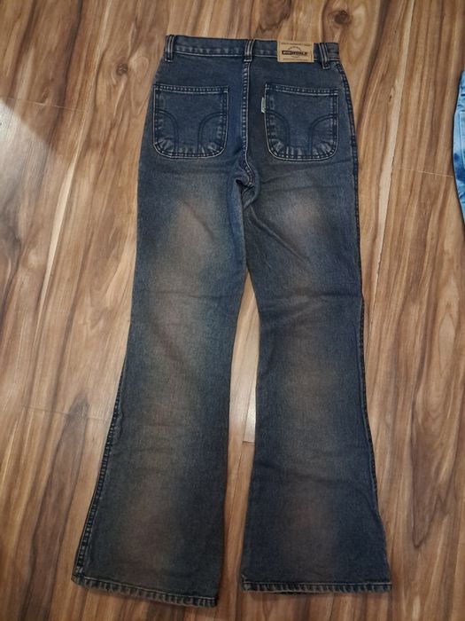 Джинси(кльош)по 140грн