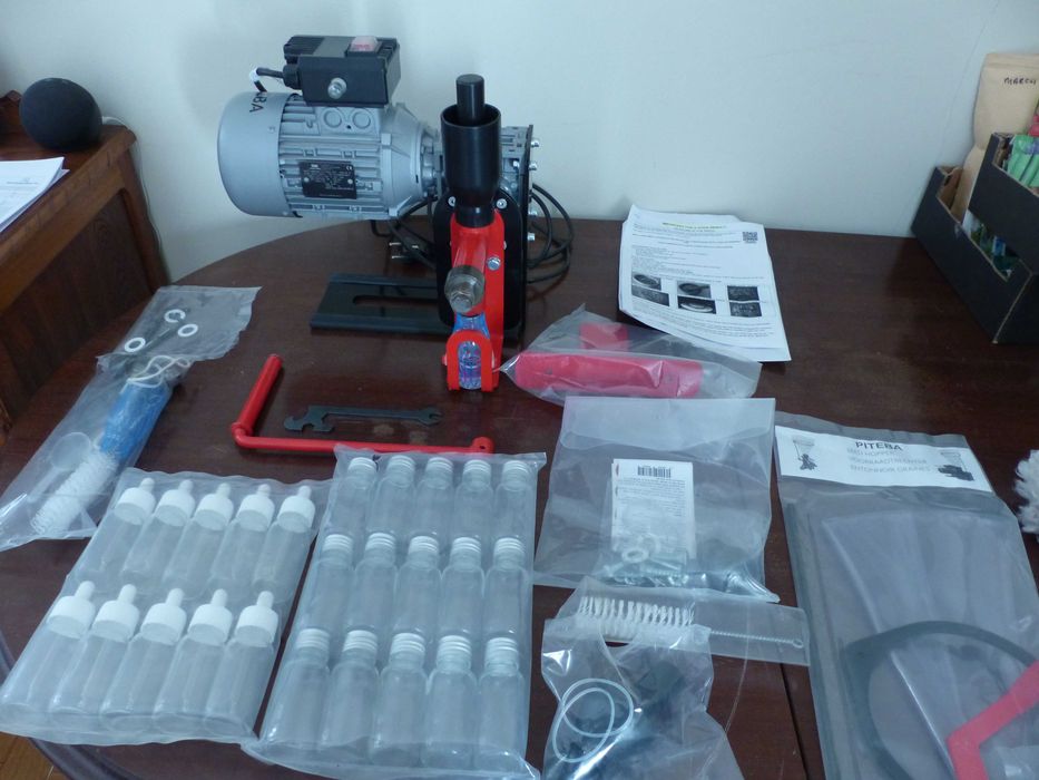 Prensa de óleo eléctrica PITEBA / PITEBA Electric Oil Press