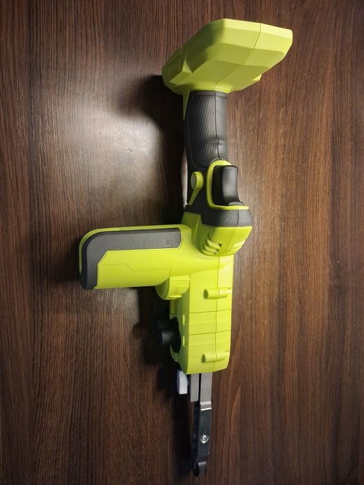 Pilnik tasmowy Ryobi 18v nowy