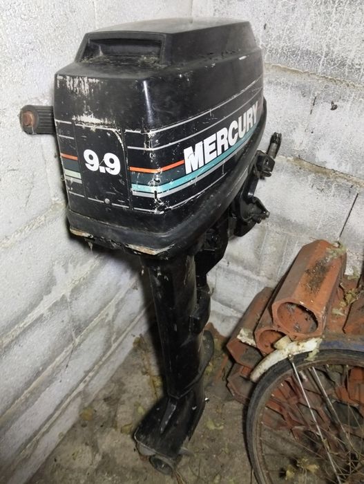 Motor de barco fora de borda