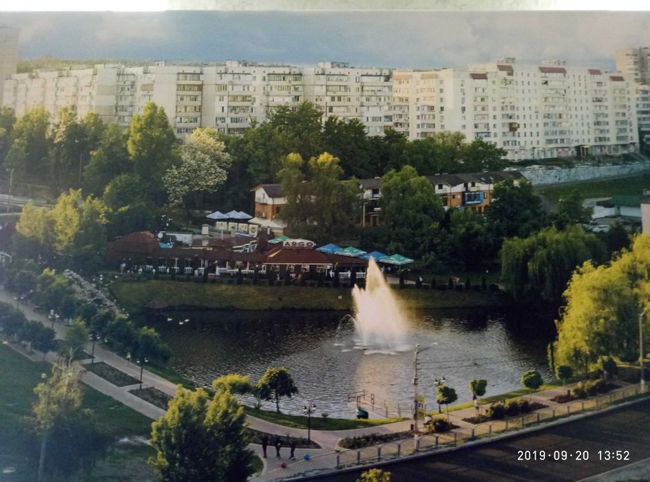 Готовій робочий комплекс "Грузінська кухня" в паркової зоне Обухова з ділянкою 10,62 соток