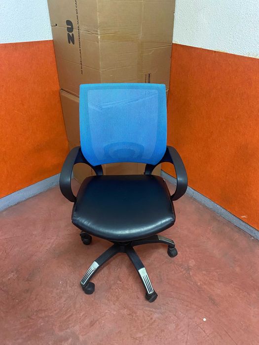 Cadeira de Escriório Ergonómica