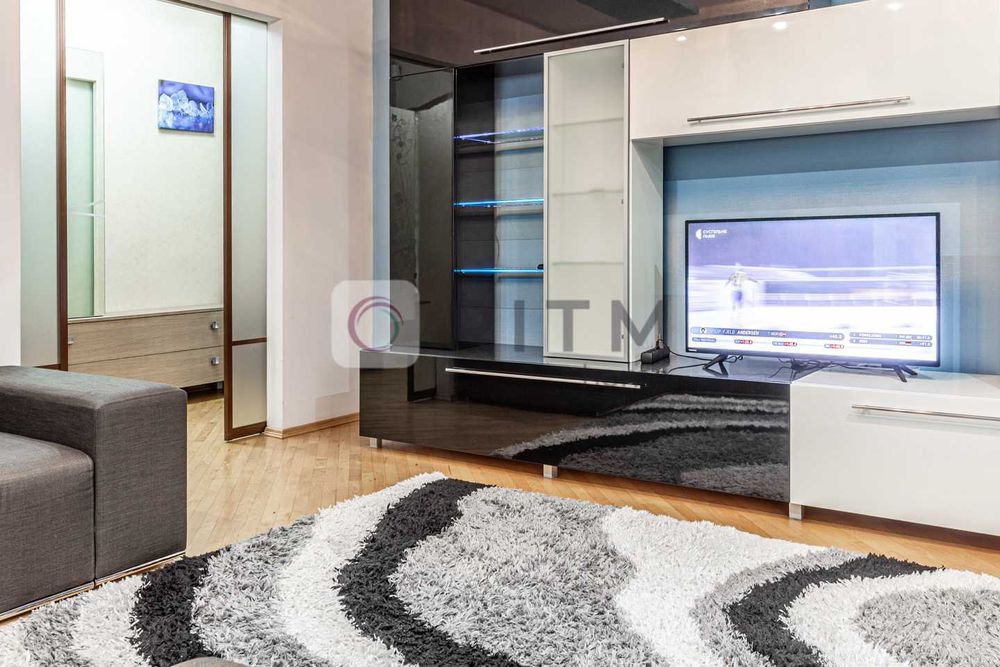 Продаж 3 кімнатна квартира з ремотом, Шевченківський район.