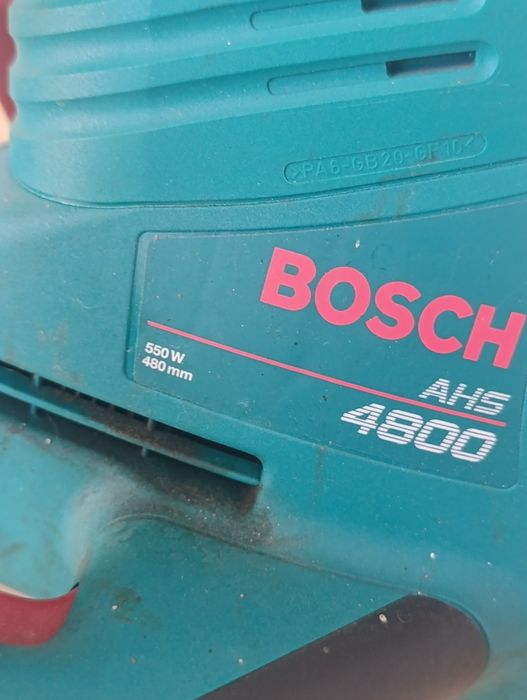 Кусторез BOSCH электрический