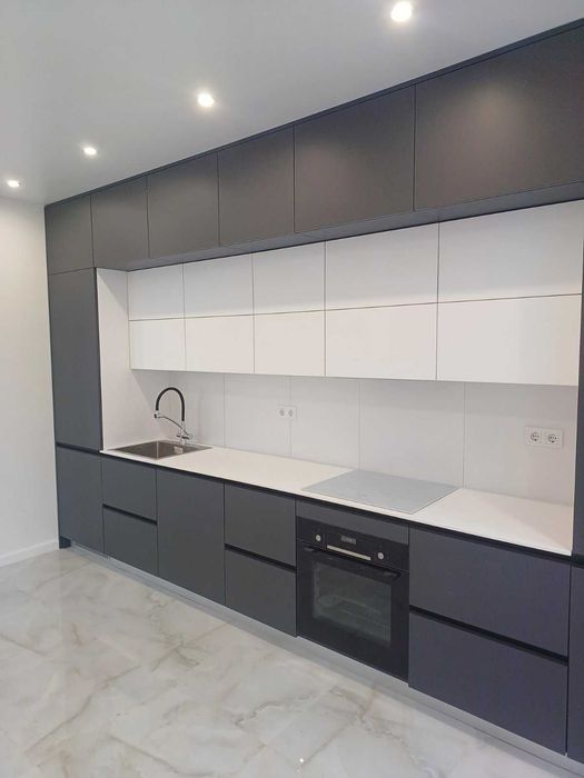 2 ком. с евроремонтом в новом доме! Вид на море! Постановы!