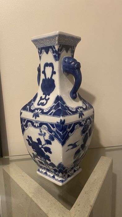 Jarra em porcelana chinesa