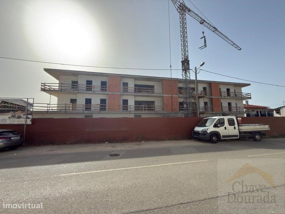 Apartamento T3+1 com garagem, na Mealhada