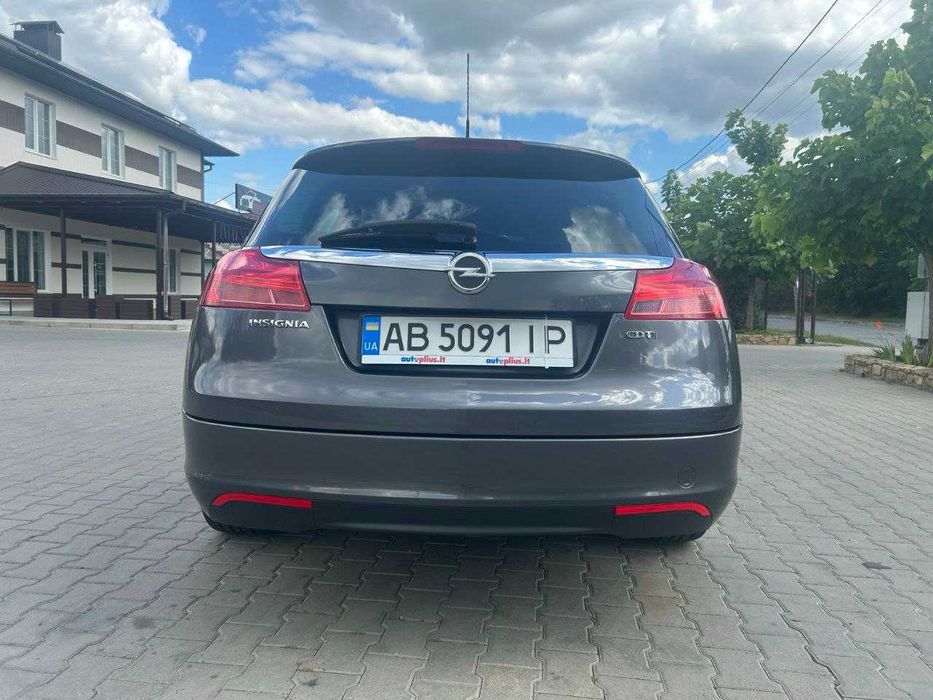 Продам легковий автомобіль
