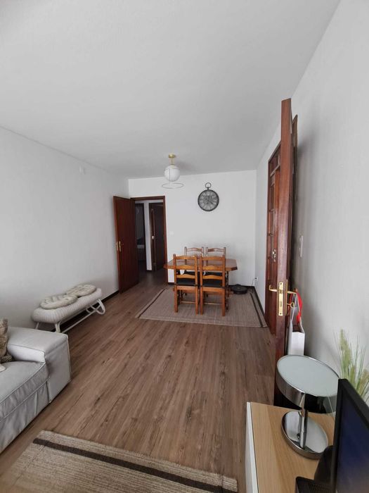 Quarto próximo "palácio  cristal" e das faculdades