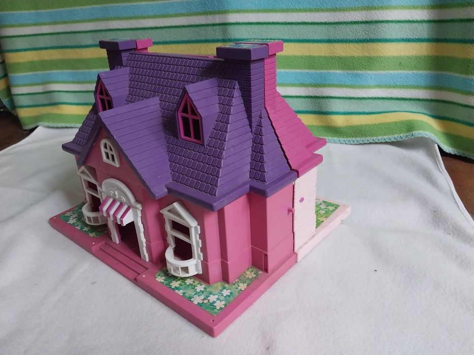 Игрушечный домик