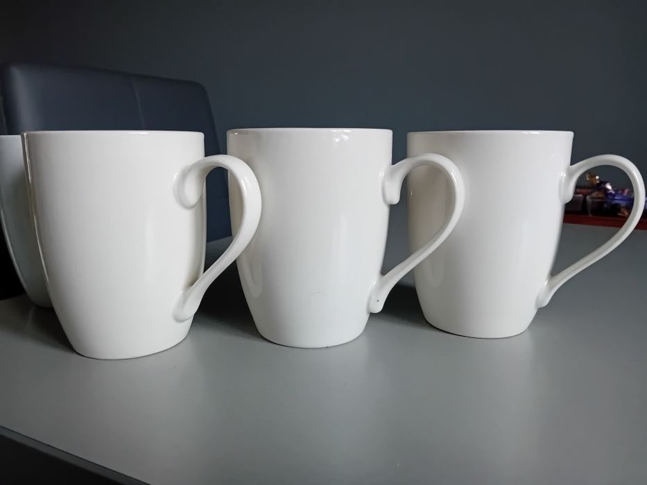 Kubki białe nowe