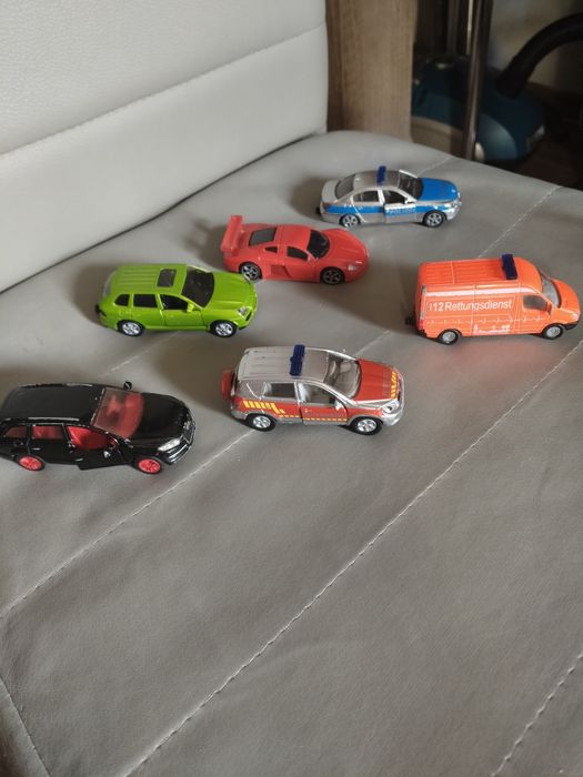 Samochody osobowe firmy siku