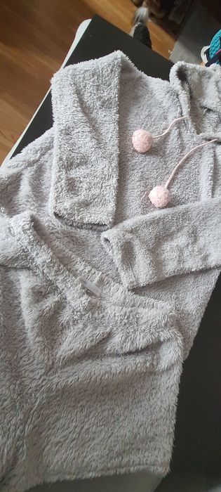 Polarkowa piżama z uszkami Sinsay M/L dla nastolatki