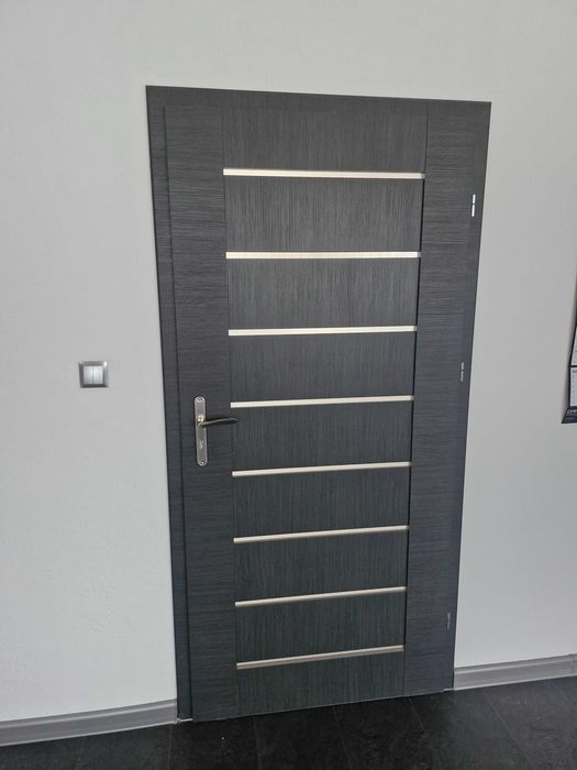Drzwi wewnętrzne z oscierznica 90cm
