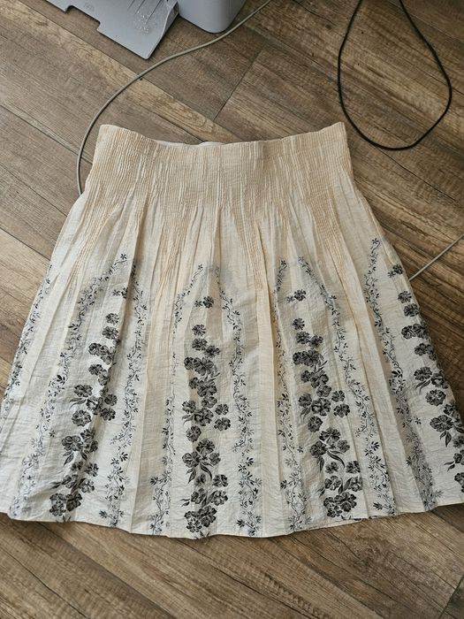 Elegancka spódnica na gumce 44