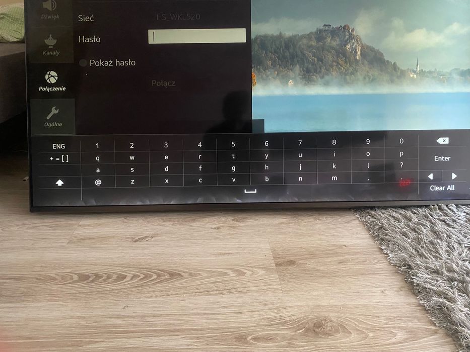 Telewizor LG lekko uszkodzony