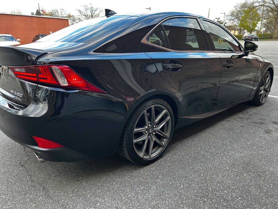 Lexus IS 300      2016