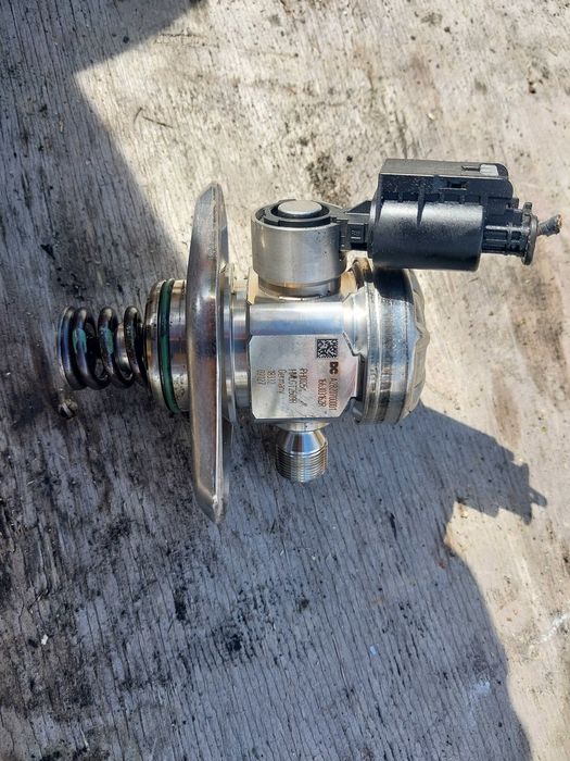 Pompa paliwa nissan qashqai 1.3   16630--3162r sprawna