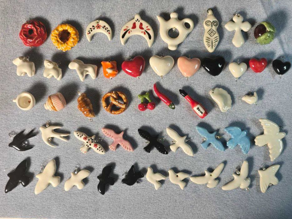 Керамічні намистини, пташка, каштан, вареник, сердечко, баран, круасан