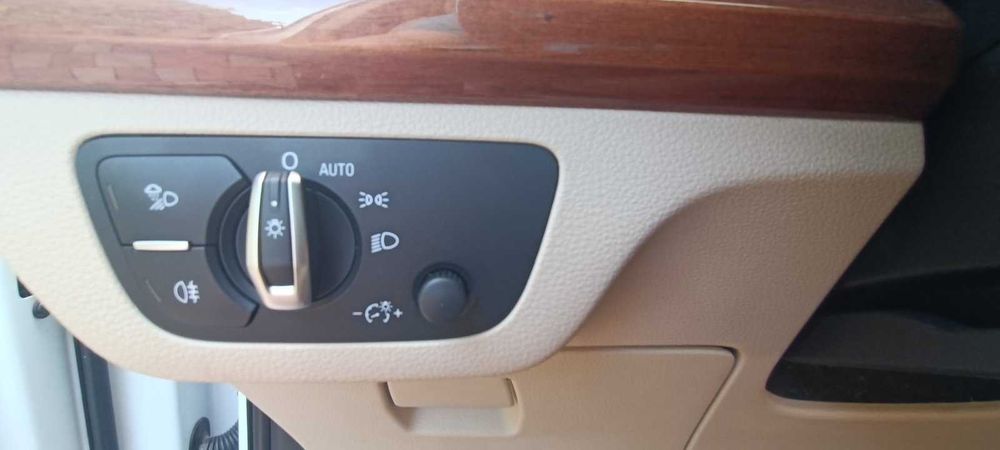 Audi Q5 2021 VIN WA1BAAFY2M2008226 фото оголошення 18 з 24