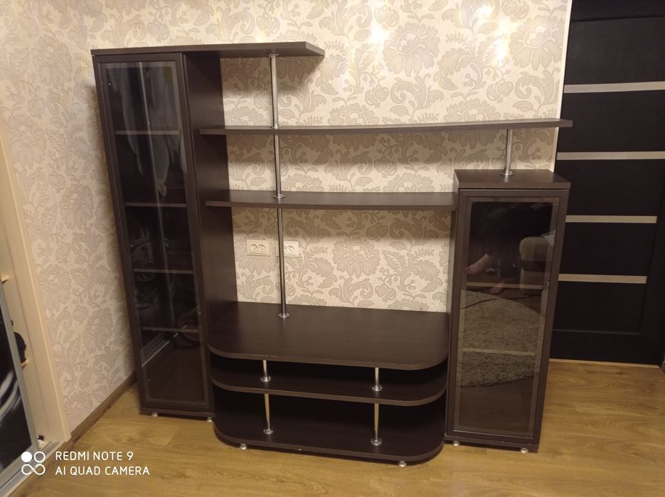 Стінка в зал не велика