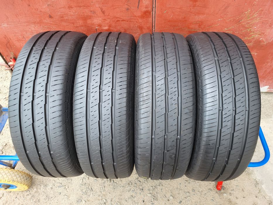 215/65/16C R16C Continental VancoEco 4шт ціна за 1шт шини