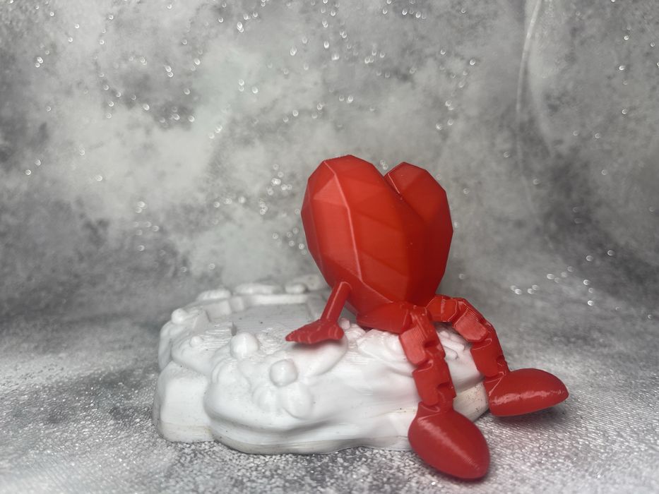 Подарок виде сердечка на 8 марта