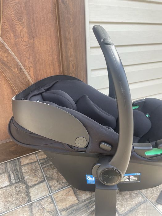 Carrello Nova CRL-16101 - дитяче автокрісло призначене для малюків від народження до 15 місяців .
