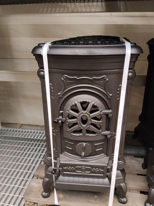 Піч з варильною поверхнею,8 кВ ,нова,