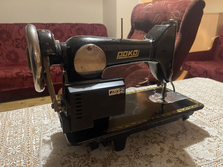 Maszyna do szycia "Pokój"