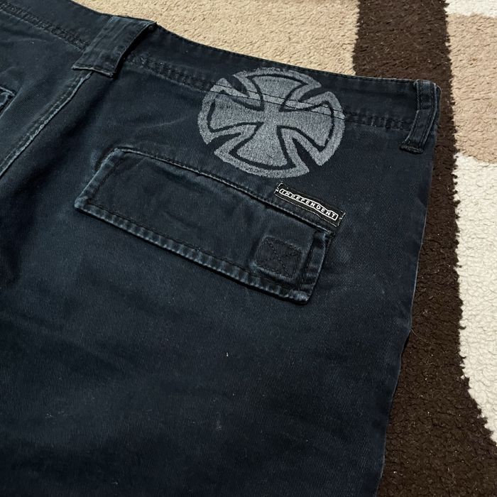 шорти independent