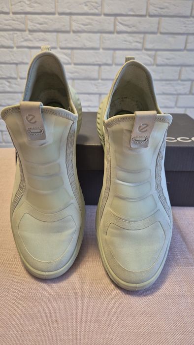 ECCO sneakersy  rozmiar 37