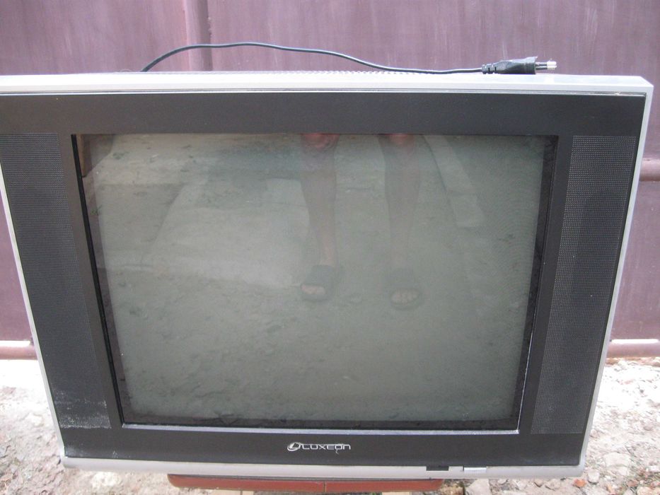 Продам телевізор