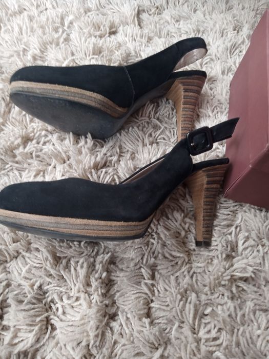 Buty rylko 36.5  zamszowe