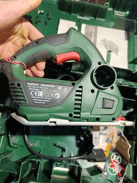 Продам Лобзик Бош