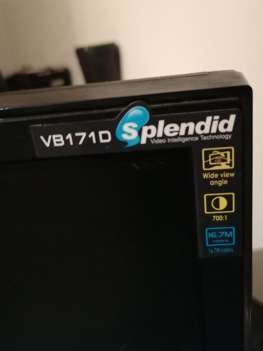 Monitor ASUS em boas condições 43.2 cm 1280 X 1024