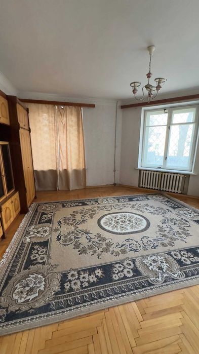 Продаж квартири 146 м2 біля парку культури