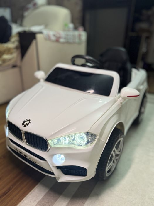 Дитячий електромобіль BMW (2 мотори по 30W) Bambi M 3180EBLR-1 Білий