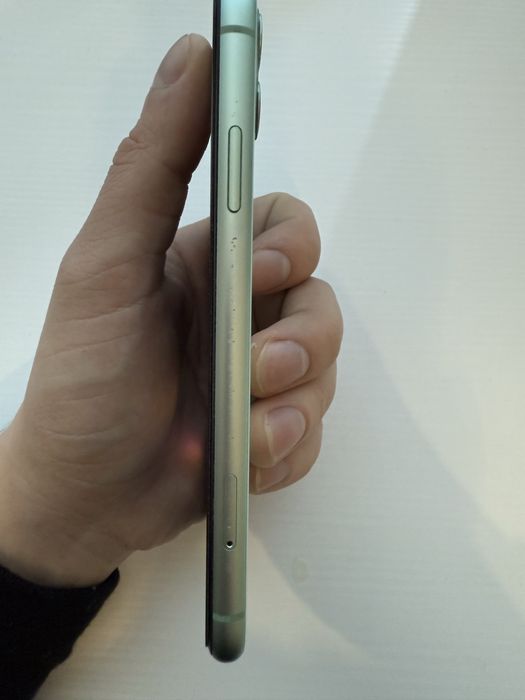 Продам Iphone 11/128 gb  Стан 9/10