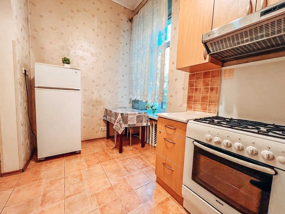 1к метро Театральна Костельна 9 Квартира Подобово Звітні Документи