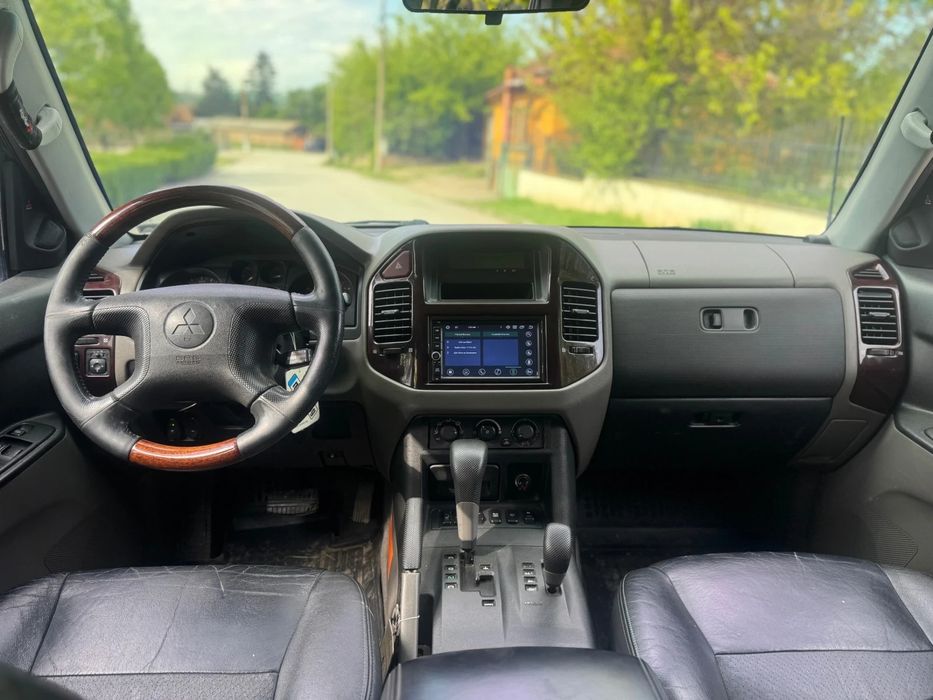 Продам mitsubishi pajero