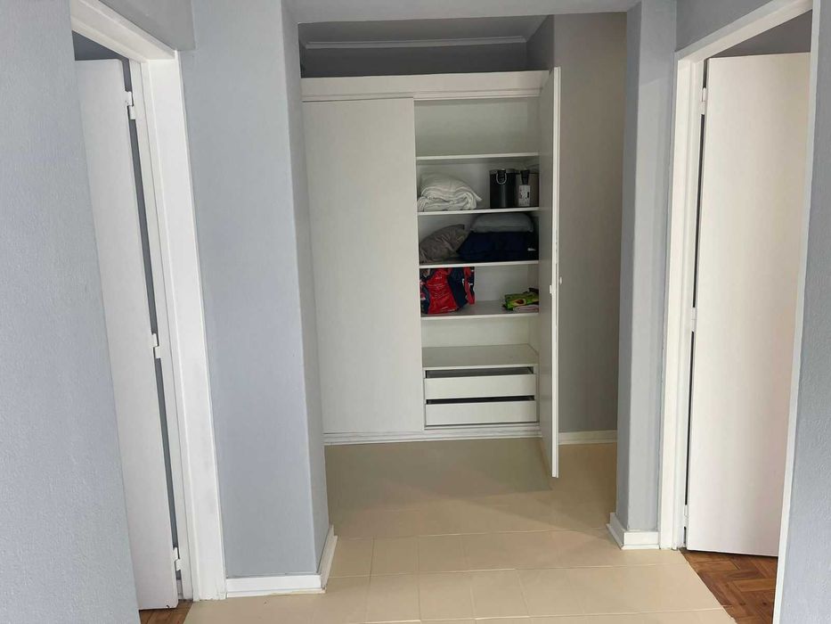 Oportunidade! Quarto para arrendamento em excelente localização